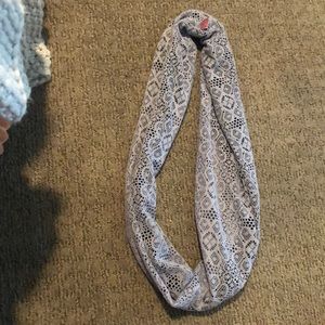 Lilac infinity scarf